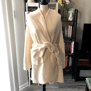 Fluffy Robe | White
